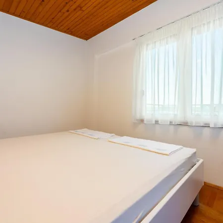 Bugenvilija Apartamento Crikvenica